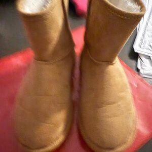 Old Navy Kids Tan Boots
